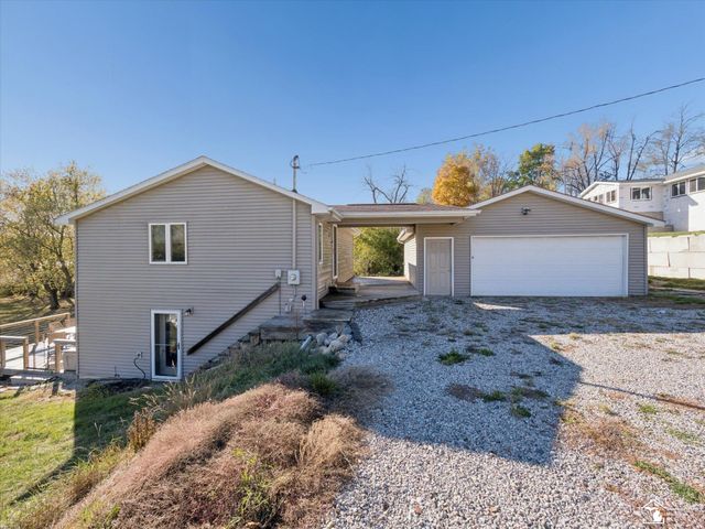 7302 N Lakeview Drive, Cambria Twp, MI 49242