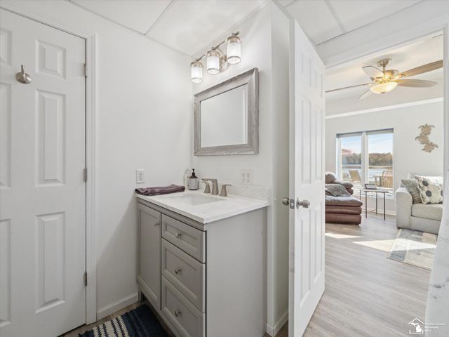 7302 N Lakeview Drive, Cambria Twp, MI 49242