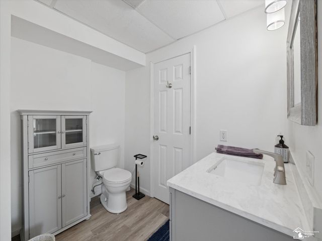 7302 N Lakeview Drive, Cambria Twp, MI 49242