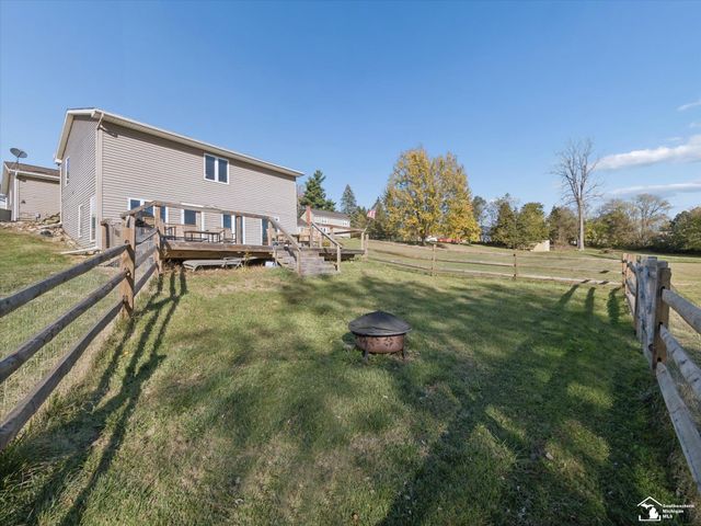 7302 N Lakeview Drive, Cambria Twp, MI 49242