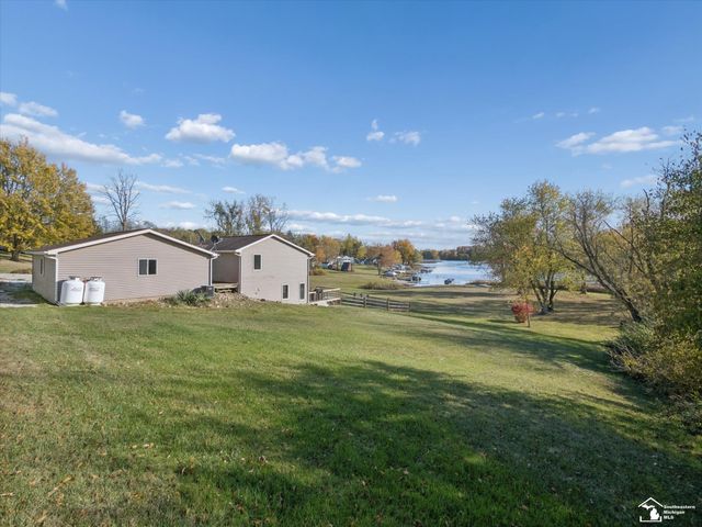 7302 N Lakeview Drive, Cambria Twp, MI 49242