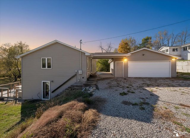 7302 N Lakeview Drive, Cambria Twp, MI 49242