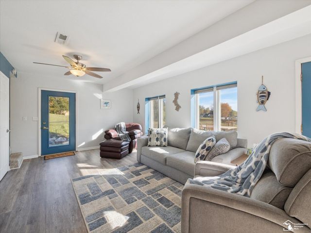 7302 N Lakeview Drive, Cambria Twp, MI 49242