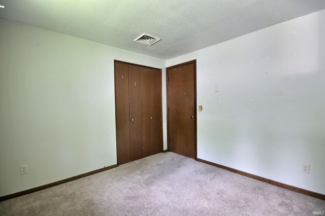 618 Rewill Drive, Fort Wayne, IN 46804