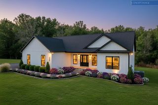 486 Pistole Rd, Sparta, TN 38583