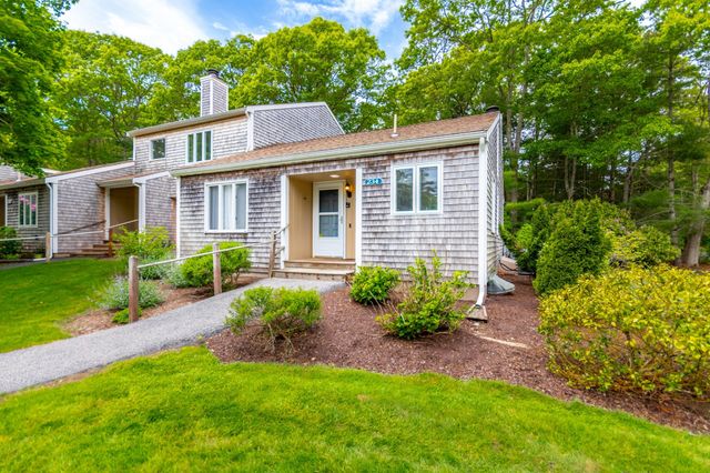 234 Seaward Bend 234, Falmouth, MA 02536