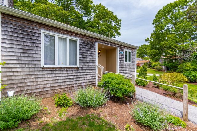 234 Seaward Bend 234, Falmouth, MA 02536