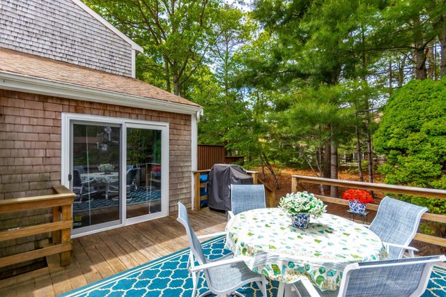 234 Seaward Bend 234, Falmouth, MA 02536