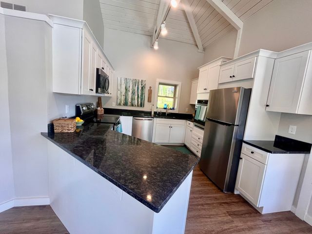 234 Seaward Bend 234, Falmouth, MA 02536