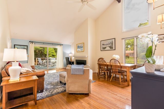 234 Seaward Bend 234, Falmouth, MA 02536