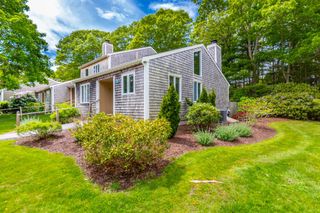 234 Seaward Bend 234, Falmouth, MA 02536