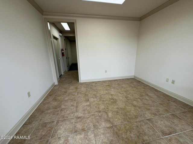 105 Tas Street 101, Scott, LA 70583