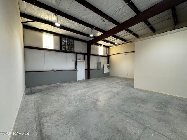 105 Tas Street 101, Scott, LA 70583