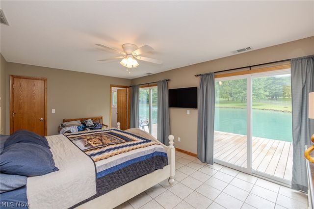 9541 N Bedford Road, Macedonia, OH 44056
