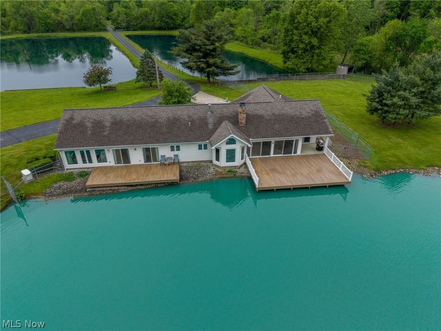 9541 N Bedford Road, Macedonia, OH 44056