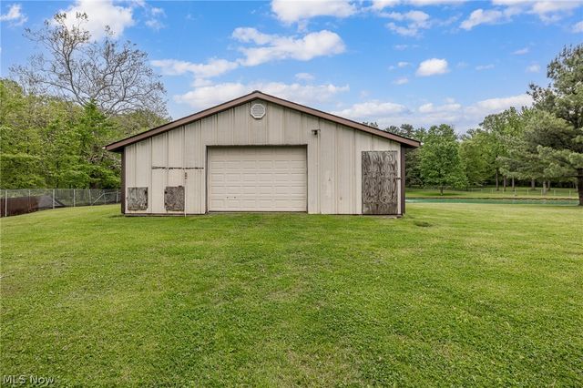 9541 N Bedford Road, Macedonia, OH 44056
