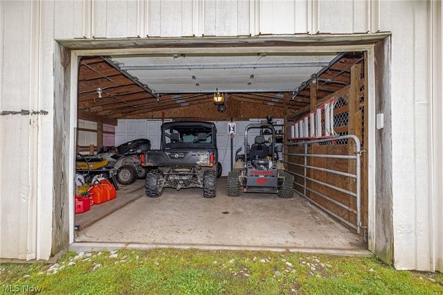 9541 N Bedford Road, Macedonia, OH 44056