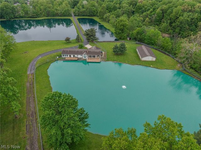 9541 N Bedford Road, Macedonia, OH 44056