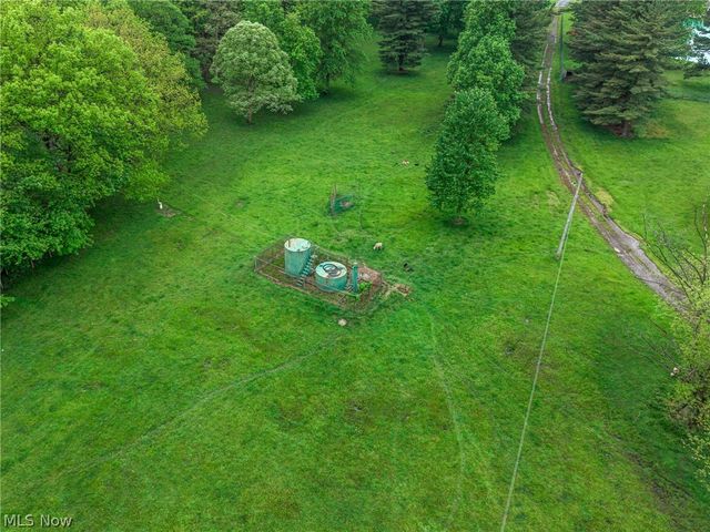 9541 N Bedford Road, Macedonia, OH 44056