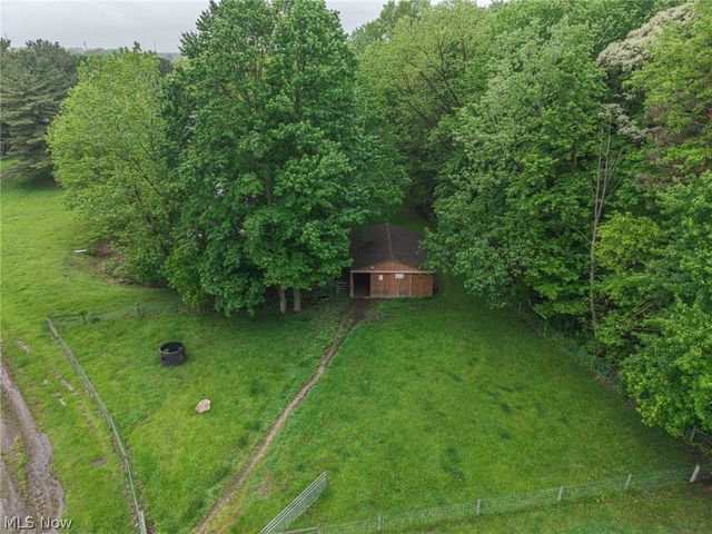 9541 N Bedford Road, Macedonia, OH 44056