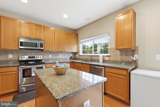 4 WILTSHIRE DR, Stafford, VA 22554