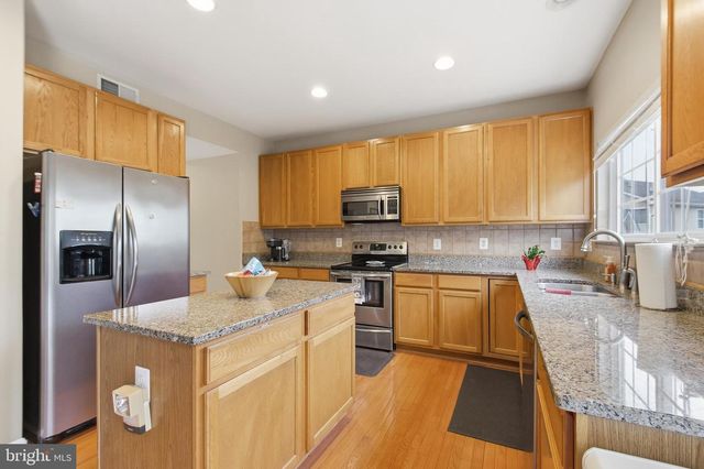 4 WILTSHIRE DR, Stafford, VA 22554