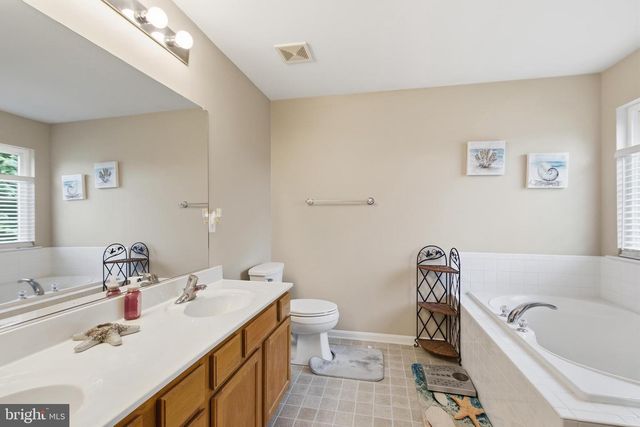 4 WILTSHIRE DR, Stafford, VA 22554