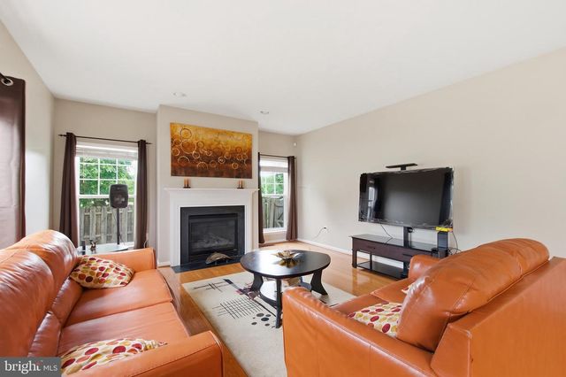 4 WILTSHIRE DR, Stafford, VA 22554
