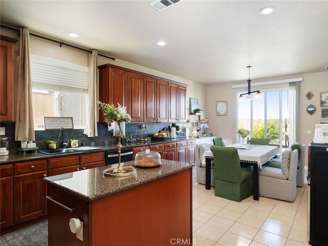 37337 Verbena Court, Palmdale, CA 93551