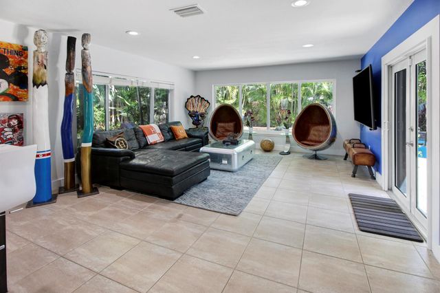 2016 NE 22nd Street, Wilton Manors, FL 33305