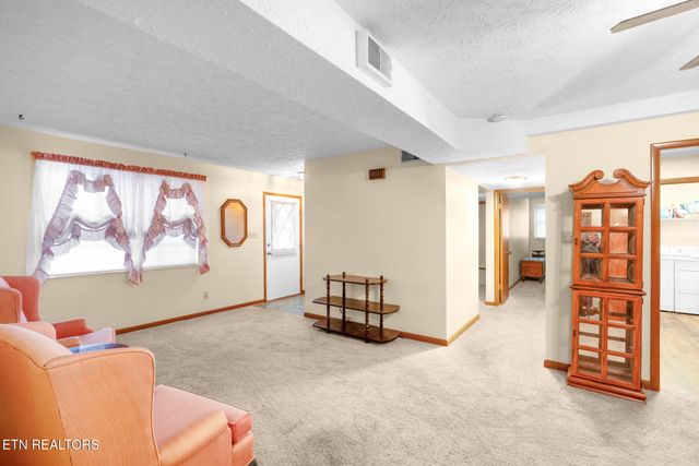 4322 O'hara Drive, Knoxville, TN 37918