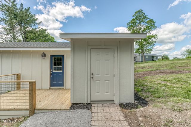 14457 Peaceful Lane, Bristol, VA 24202