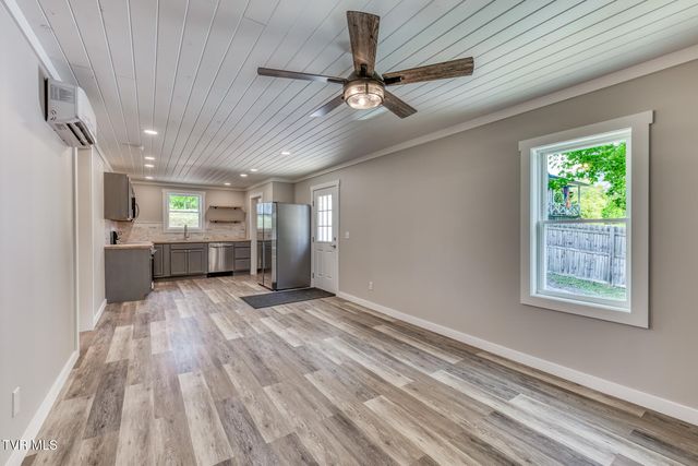 14457 Peaceful Lane, Bristol, VA 24202