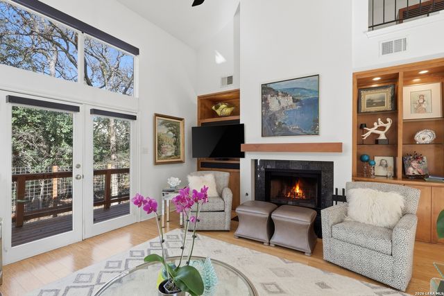 38 Oakwell Farms, San Antonio, TX 78218