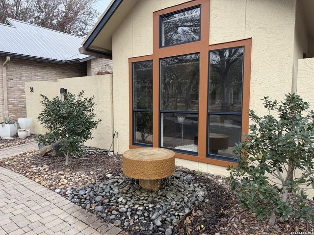 38 Oakwell Farms, San Antonio, TX 78218