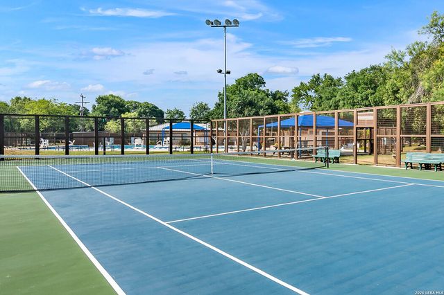 38 Oakwell Farms, San Antonio, TX 78218