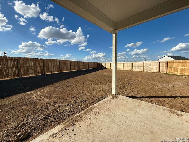 157 Beveridge, Seguin, TX 78155