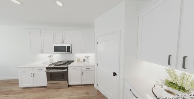 157 Beveridge, Seguin, TX 78155