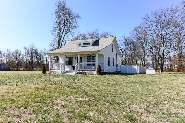 5288 Fred Perry Rd, Springfield, TN 37172