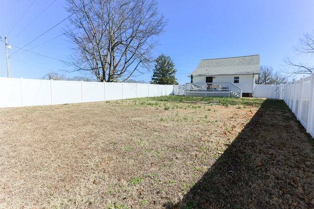 5288 Fred Perry Rd, Springfield, TN 37172