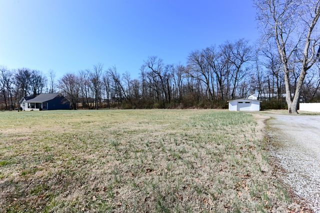 5288 Fred Perry Rd, Springfield, TN 37172
