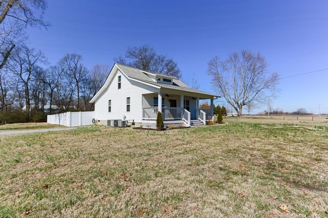 5288 Fred Perry Rd, Springfield, TN 37172