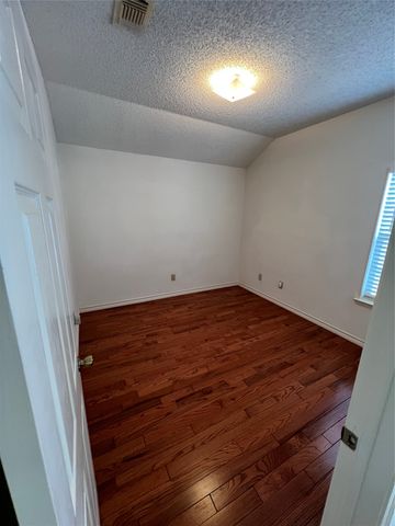 10012 Long Rifle Drive, Fort Worth, TX 76108