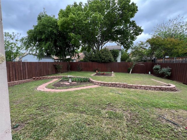 10012 Long Rifle Drive, Fort Worth, TX 76108