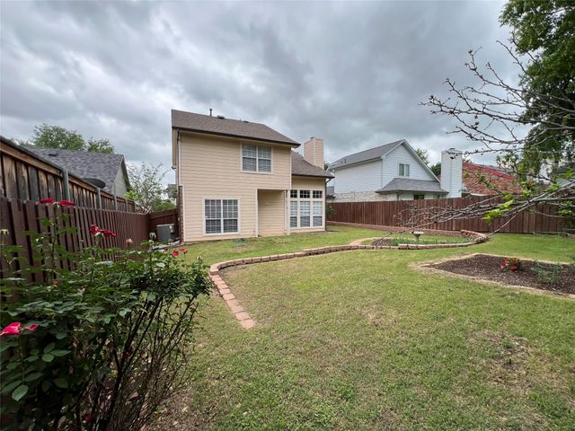 10012 Long Rifle Drive, Fort Worth, TX 76108