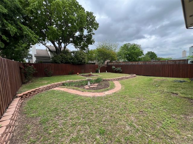 10012 Long Rifle Drive, Fort Worth, TX 76108