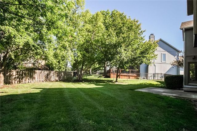14308 Barton Street, Overland Park, KS 66221
