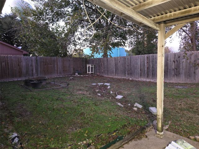 6810 Desert Rose Lane, Houston, TX 77086