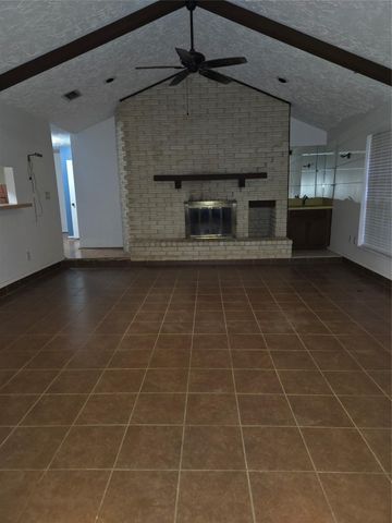 6810 Desert Rose Lane, Houston, TX 77086