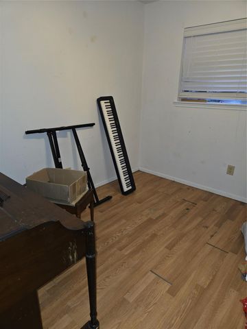 6810 Desert Rose Lane, Houston, TX 77086